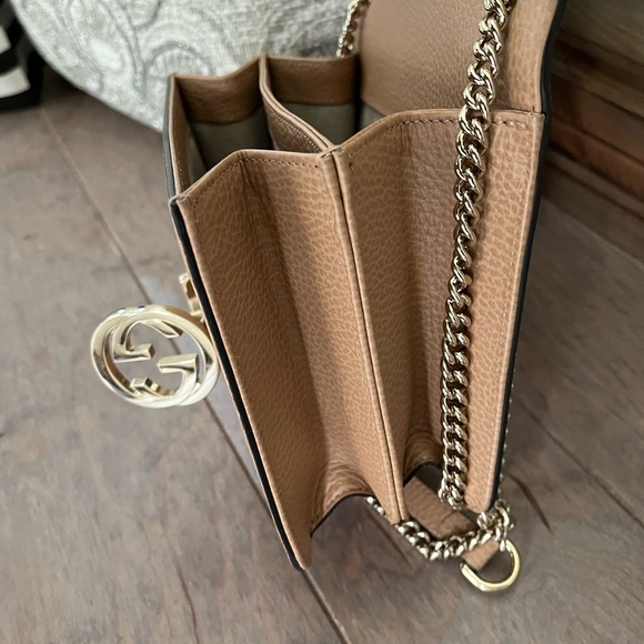 Gucci crossbody bag interlocking logo - Picture 4 of 10